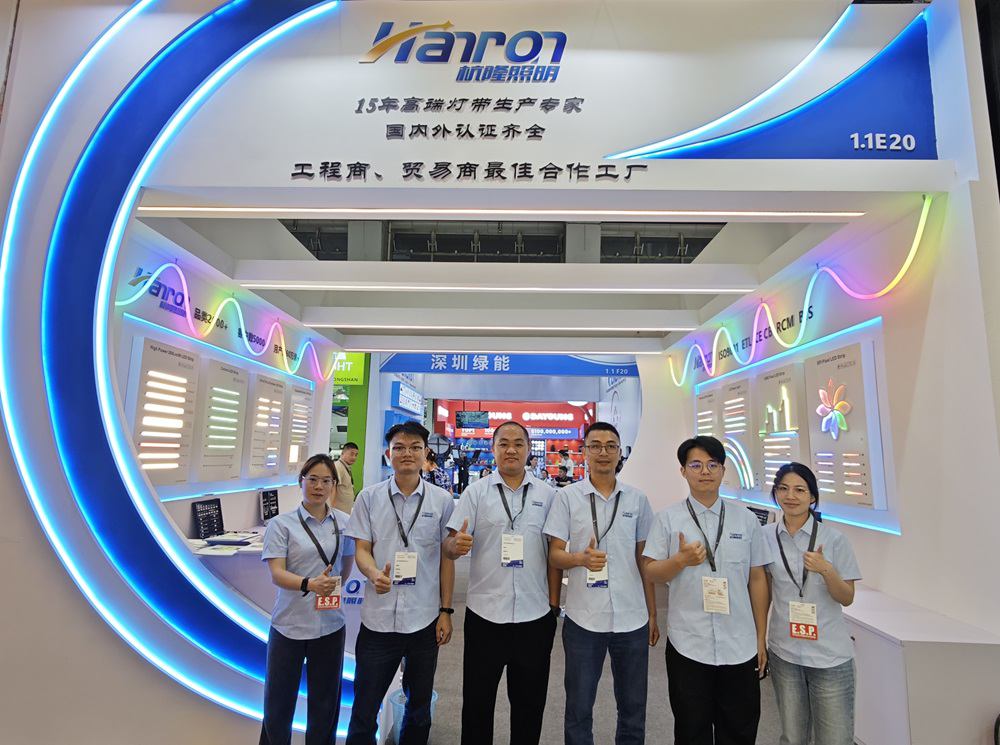 Hanron Lighting, fabricante chino de tiras LED COB, en feria de iluminación